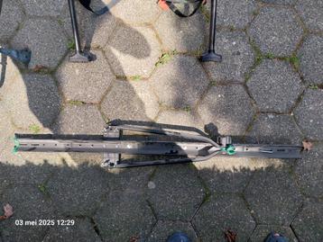 Porte-baggage/dak- en fietsen drager te koop  beschikbaar voor biedingen