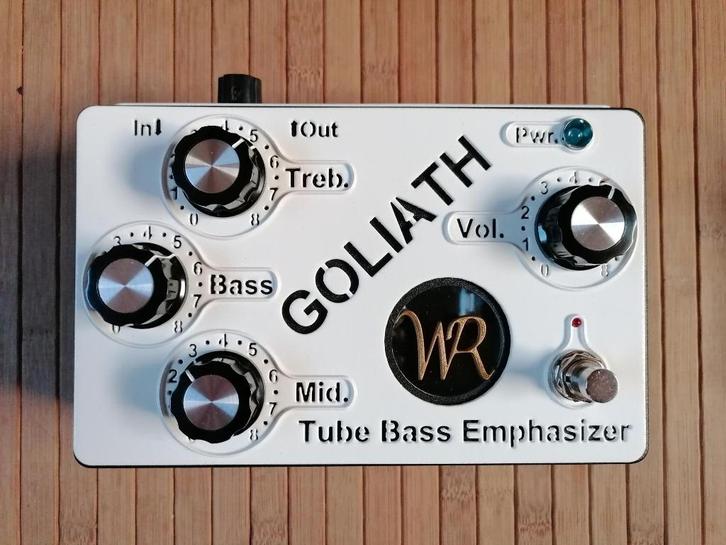 WR Goliath Tube Bass Emphasizer 'Plus', Muziek en Instrumenten, Effecten, Zo goed als nieuw, Overige typen, Ophalen of Verzenden