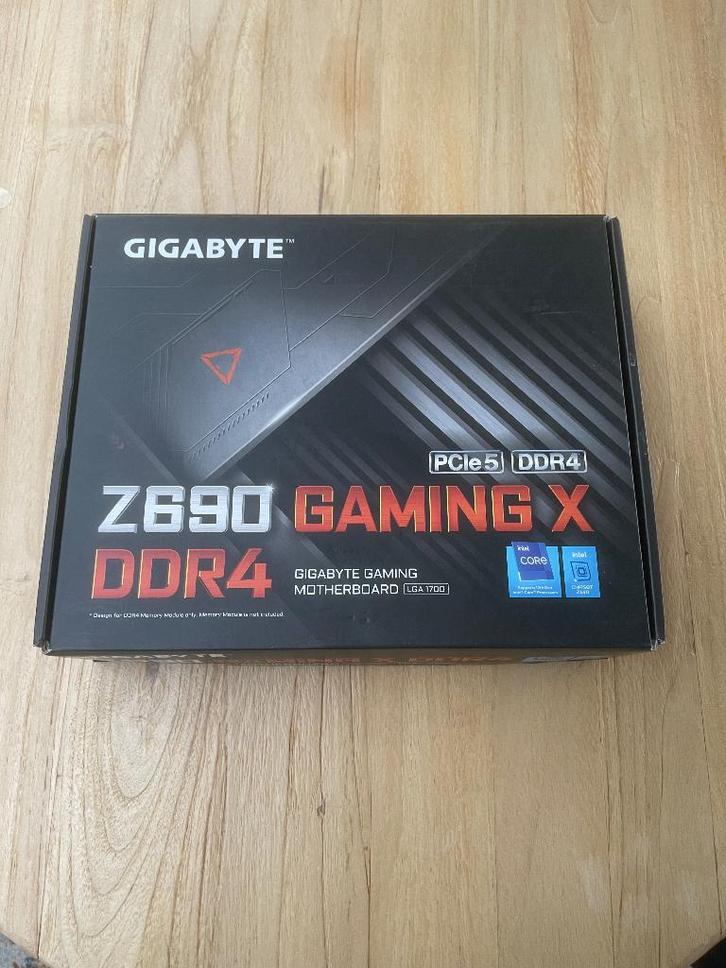 Moederbord Z690 Gaming X DDR4, Computers en Software, Moederborden, Zo goed als nieuw, Intel, DDR4, Ophalen of Verzenden