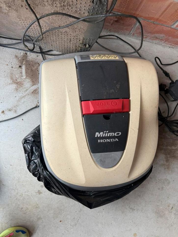 Honda Miimo robotmaaier, Tuin en Terras, Robotmaaiers, Gebruikt, Ophalen