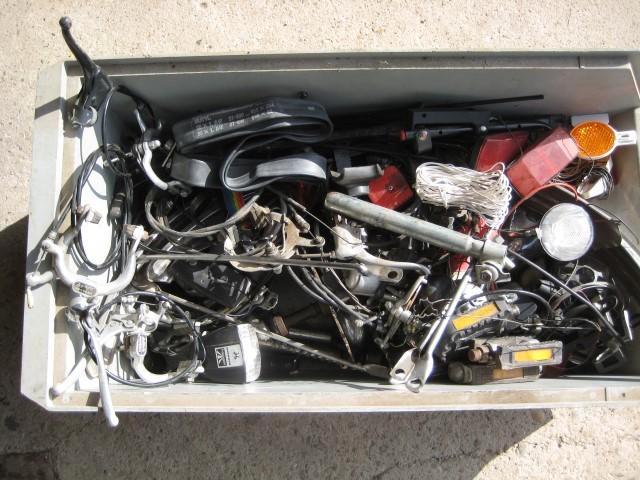 Fietsonderdelen alles wat je ziet op foto 1 lot, Fietsen en Brommers, Fietsonderdelen, Zo goed als nieuw, Algemeen, Verlichting