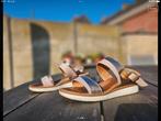 Volledig lederen sandalen 39, Ophalen of Verzenden, Zo goed als nieuw