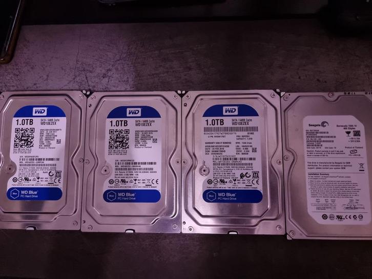 3,4 TB aan HDDs - 3TB WD Blue + 400GB Seagate Barracuda, Computers en Software, Harde schijven, Gebruikt, Desktop, Intern, HDD