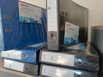 30 Sigma klasseer mappen in gesloten verpakking beschikbaar voor biedingen