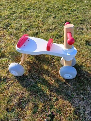 Trotteur en bois / vélo d'équilibre  beschikbaar voor biedingen