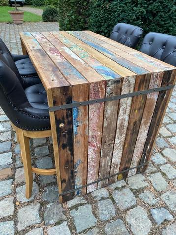Bartafel met of zonder barkrukken  beschikbaar voor biedingen