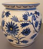 Cache-pot of bloempot met decoratieve blauwe bloemen, Tuin en Terras, Bloempotten, 25 tot 40 cm, Binnen, Rond, Zo goed als nieuw
