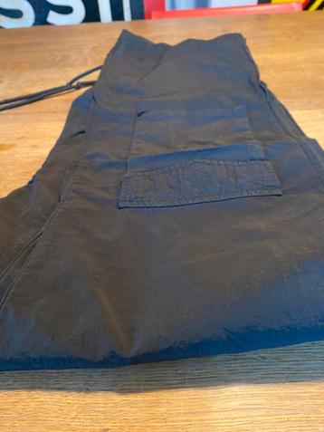 Broek Pegador in parachutestof zwart baggy beschikbaar voor biedingen