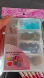 boîtes de boutons, Enlèvement ou Envoi, Neuf