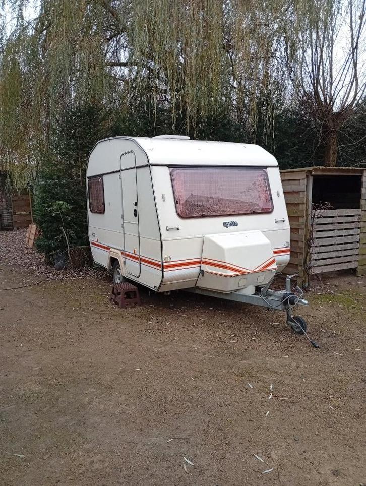 caravan, Caravans en Kamperen, Caravans, Particulier, tot en met 3, 500 - 750 kg, Standaardzit, Sprite, 2 aparte bedden, Omvormbare zithoek