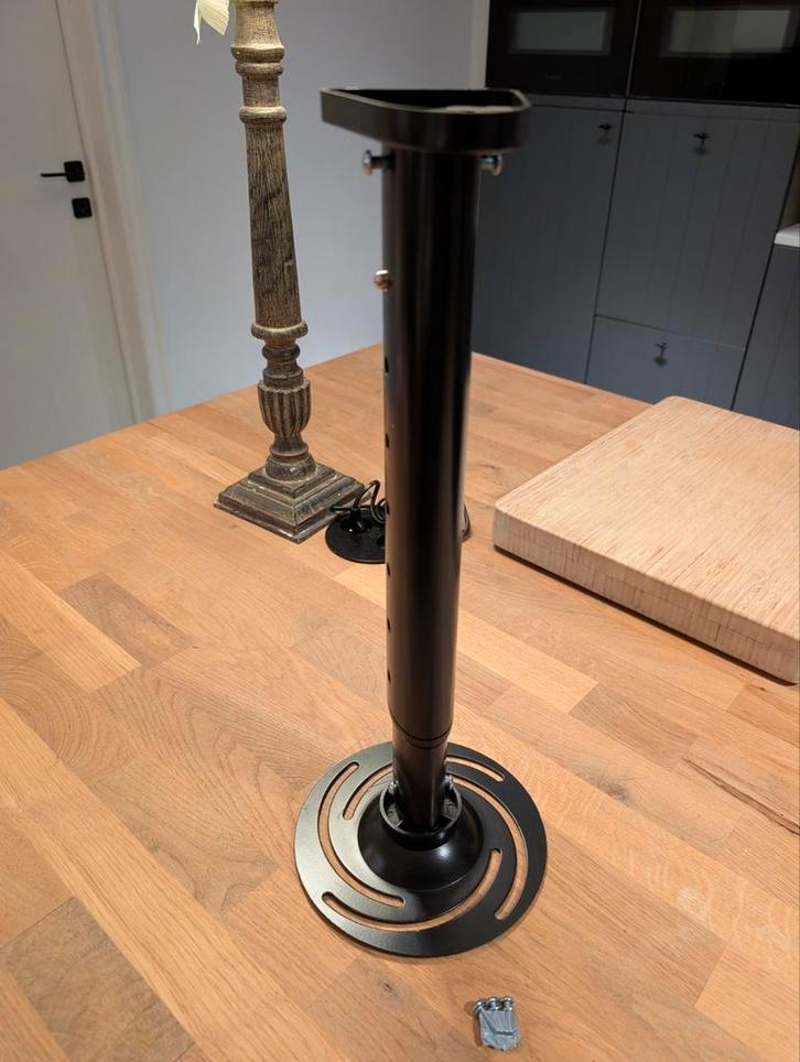 Professionele plafondhouder voor beamer., Audio, Tv en Foto, Beamer-accessoires, Zo goed als nieuw, Ophalen of Verzenden