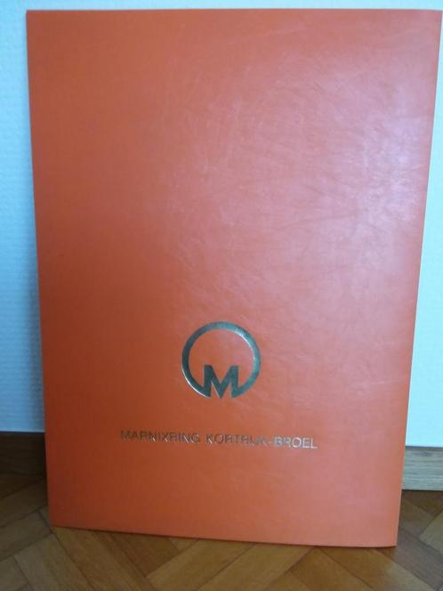 Kunstmap samengesteld door Marnixring Kortrijk-Broel  1984, Antiek en Kunst, Kunst | Etsen en Gravures, Ophalen of Verzenden