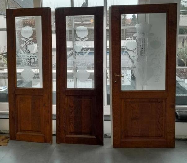 Massieve houten deur met vaste zijpanelen – geëtst glas, Doe-het-zelf en Bouw, Deuren en Vliegenramen, Gebruikt, Binnendeur, 200 tot 215 cm