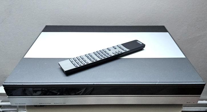 Bang & Olufsen Beomaster 5500 B&O Tuner Versterker, Audio, Tv en Foto, Versterkers en Ontvangers, Gebruikt, Stereo, 60 tot 120 watt