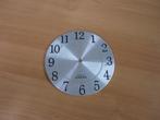 Gratis Metalen plaat klok, 16 cm diameter, Ophalen of Verzenden