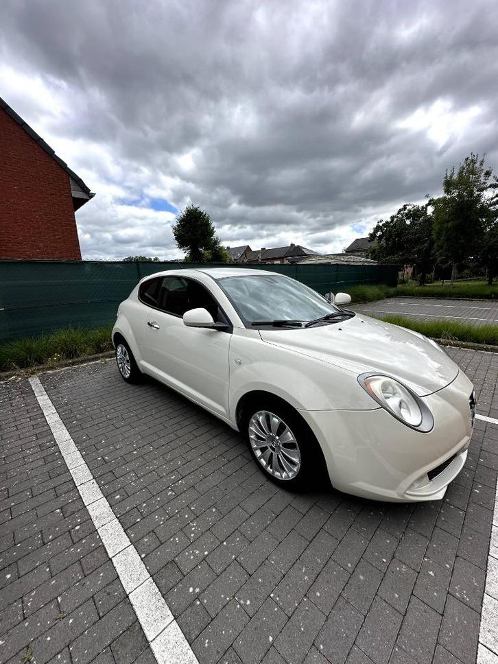 Alfa Romeo Mito, Auto's, Alfa Romeo, Particulier, MiTo, Airbags, Centrale vergrendeling, Elektrische buitenspiegels, Elektrische ramen