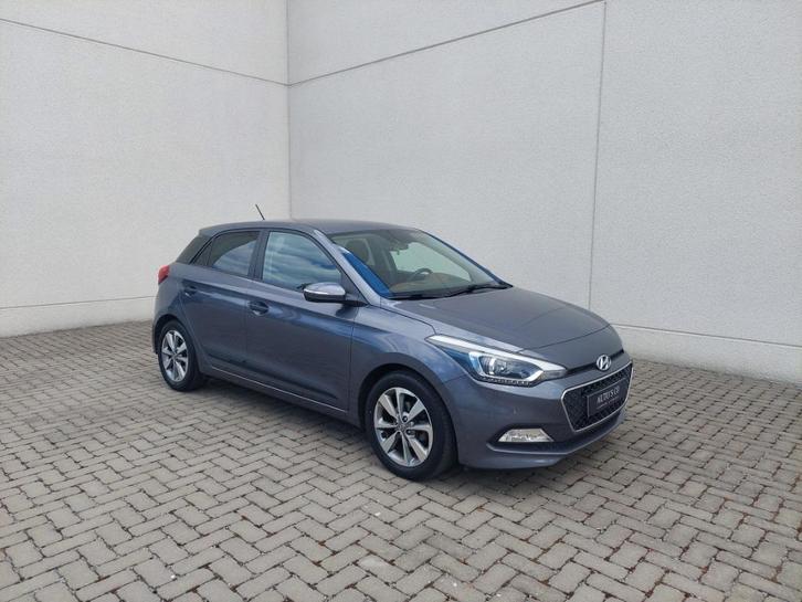 HYUNDAI i20 1.2i STYLE FULL LED-PDC-CRUISE-12M GARANTIE, Auto's, Hyundai, Bedrijf, Te koop, i20, Bluetooth, Centrale vergrendeling