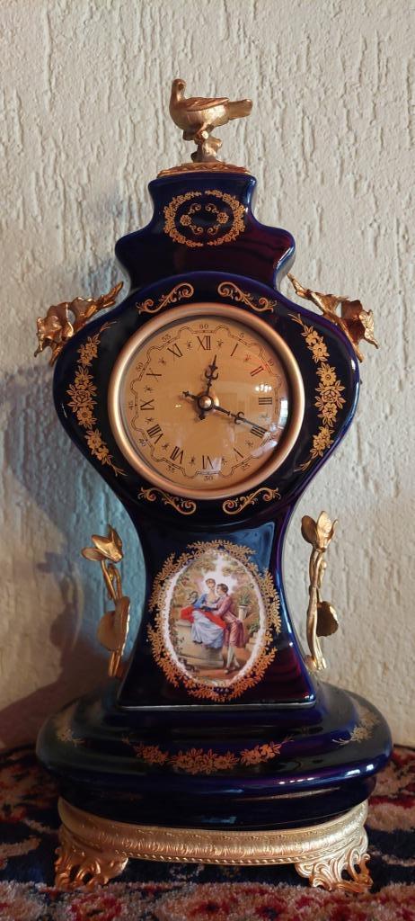 Set porseleinen kandelaars, lamp en klok – cobaltblauw, Antiek en Kunst, Curiosa en Brocante, Ophalen
