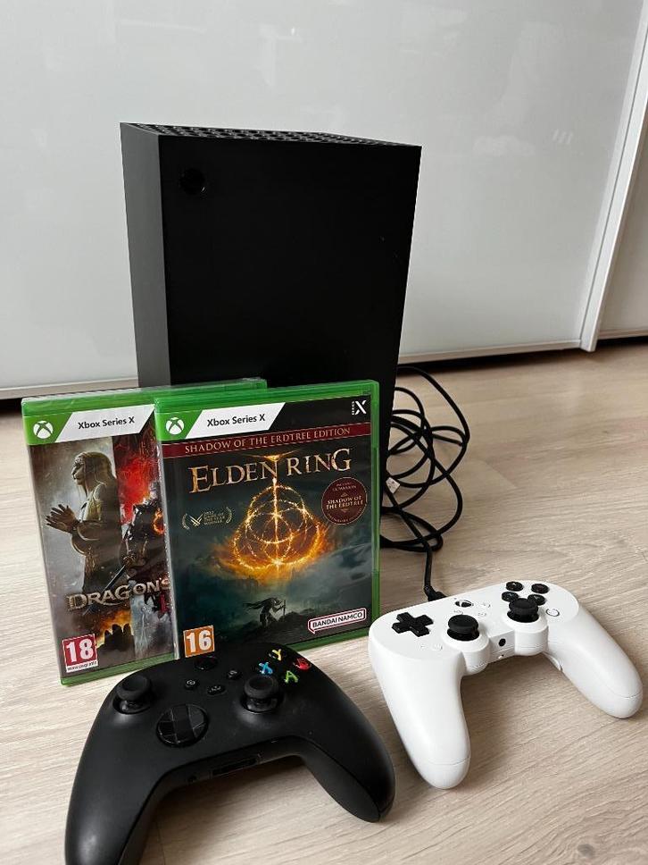 Xbox Series X + 2 controllers + 2 games (ruilen/kopen), Games en Spelcomputers, Spelcomputers | Xbox Series X en S, Xbox Series X