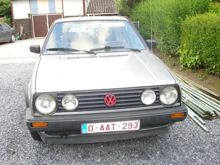 VW GOLF 2 - 1300cc benz.- 1990 - 5 vit. -open dak - trekhaak, Auto's, Oldtimers, Particulier, Mistlampen, Open dak, Panoramadak
