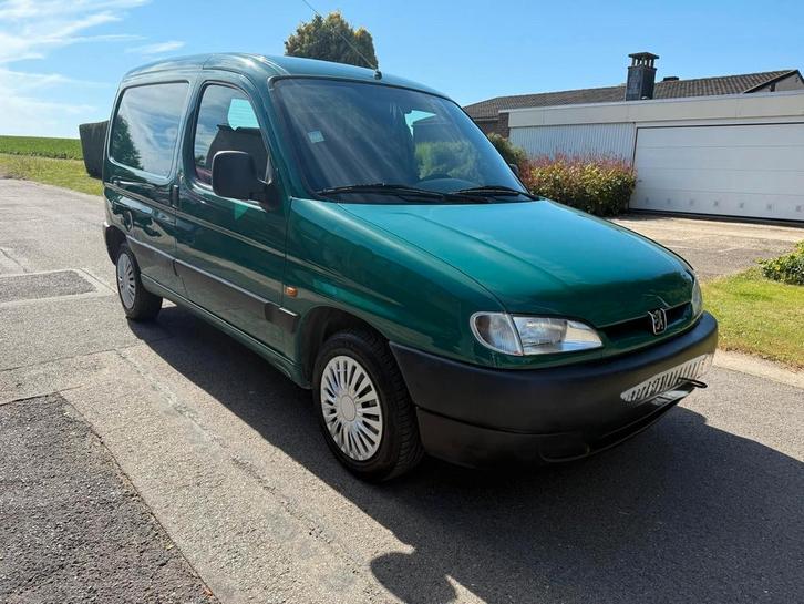 Peugeot partner utilitaire, Auto's, Bestelwagens en Lichte vracht, Particulier, Bluetooth, Peugeot, Ophalen