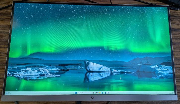 HP EliteDisplay E273q - QHD (2 stuks), Computers en Software, Monitoren, Gebruikt, 60 Hz of minder, DisplayPort, HDMI, USB-C, VGA