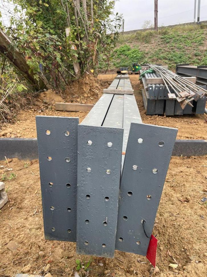 Staalconstructie voor loods. Oppervlakte 202 m2, Doe-het-zelf en Bouw, Overige Doe-Het-Zelf en Bouw, Zo goed als nieuw, Ophalen