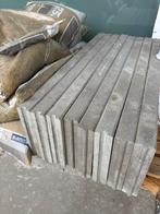 Grijze boordstenen 100x30x6 + zandzakken, Tuin en Terras, Bielzen en Borduren, Ophalen, Nieuw, Beton, Border