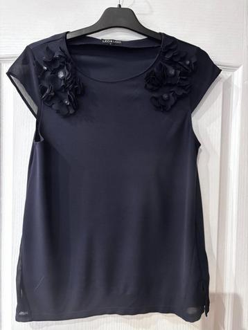 Leo & Ugo donkerblauw topje met bloemetjes 1 x gedragen, als, Kleding | Dames, Maat 38/40 (M), Leo & Ugo, Blauw, Ophalen of Verzenden