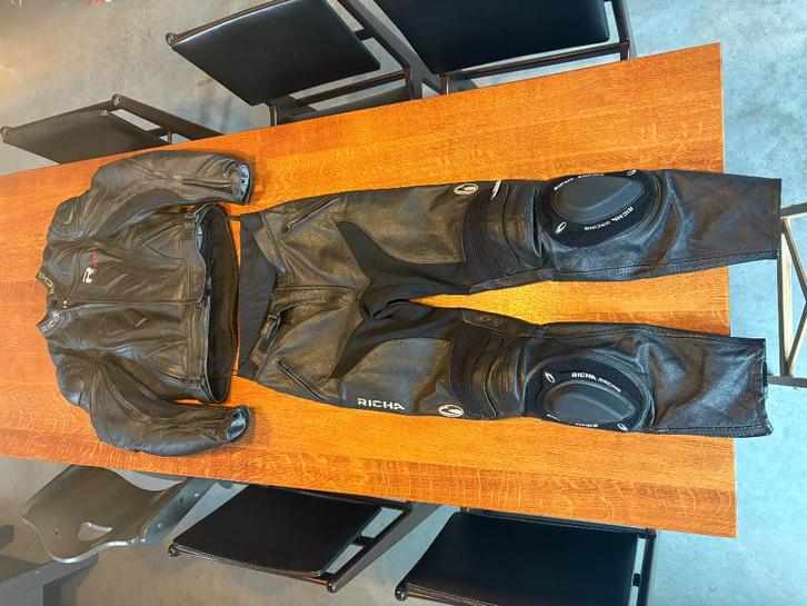Richa motorpak (46/48), Motoren, Kleding | Motorkleding, Broek | leer, Heren, Tweedehands, Ophalen