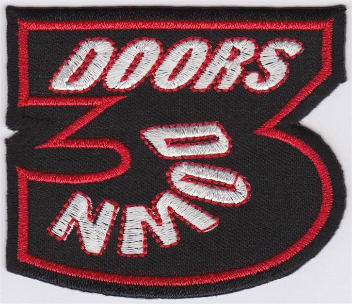 3 Doors Down stoffen opstrijk patch embleem, Verzamelen, Muziek, Artiesten en Beroemdheden, Nieuw, Kleding, Verzenden