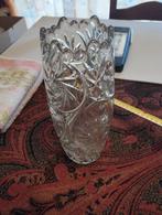 Vase clair taillé. hauteur : 25 cm, Huis en Inrichting, Woonaccessoires | Vazen, Ophalen