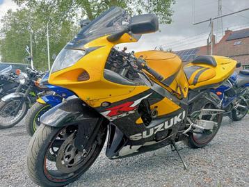 SUZUKI GSX R 600 