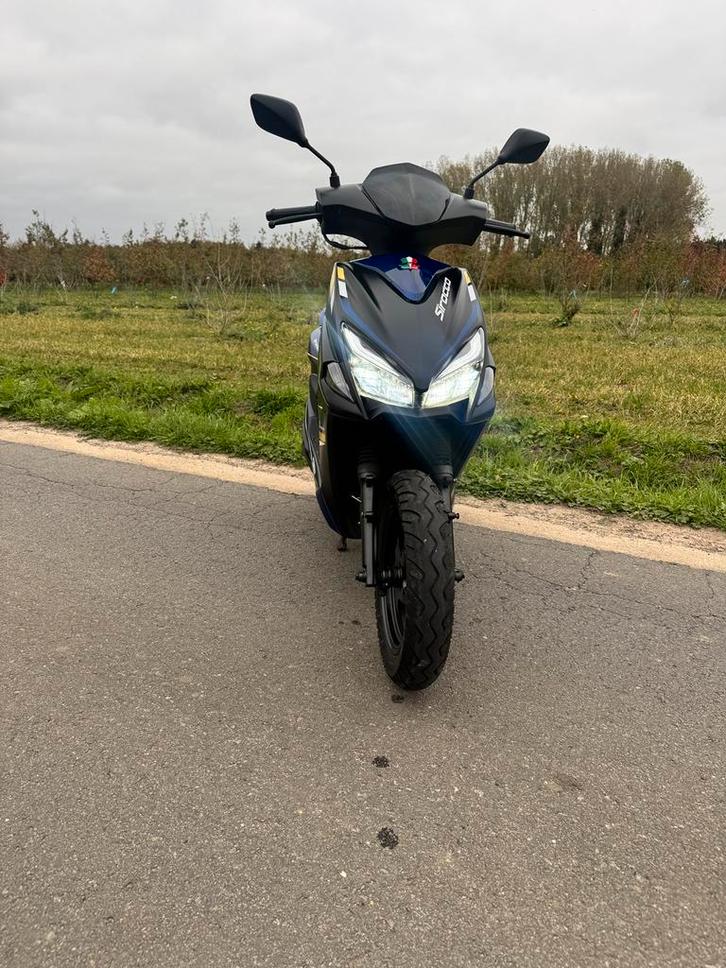 A klasse gts met alle papieren, Fietsen en Brommers, Scooters | Peugeot, Zo goed als nieuw, Ophalen