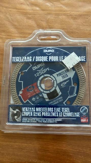 Tegelzaag beschikbaar voor biedingen