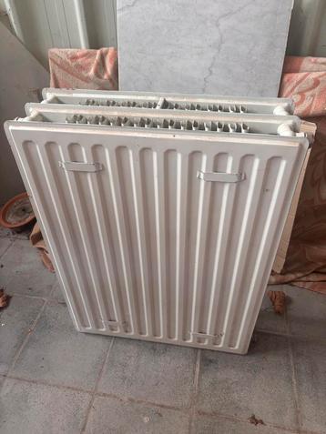 Dubbele radiator beschikbaar voor biedingen