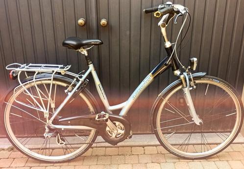 Batavus Alamo, 24 versnellingen, alu frame..., Fietsen en Brommers, Fietsen | Dames | Damesfietsen, Gebruikt, Batavus, Versnellingen