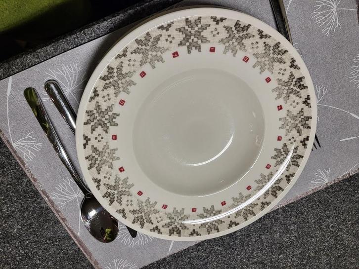 Service  Villeroy & Boch, Antiek en Kunst, Antiek | Servies compleet, Ophalen