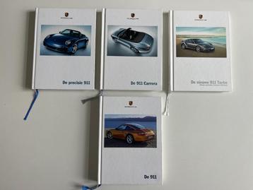 4 x Porsche 911 boeken Nederlandstalig Hardcover Brochure beschikbaar voor biedingen
