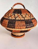 Corbeille ancienne Kuba de la collection Anthropologist 1930, Envoi