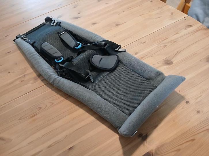 Thule chariot accessoires hangmat-voetenzak-zonnescherm, Fietsen en Brommers, Fietsaccessoires | Aanhangwagens en Karren, Zo goed als nieuw