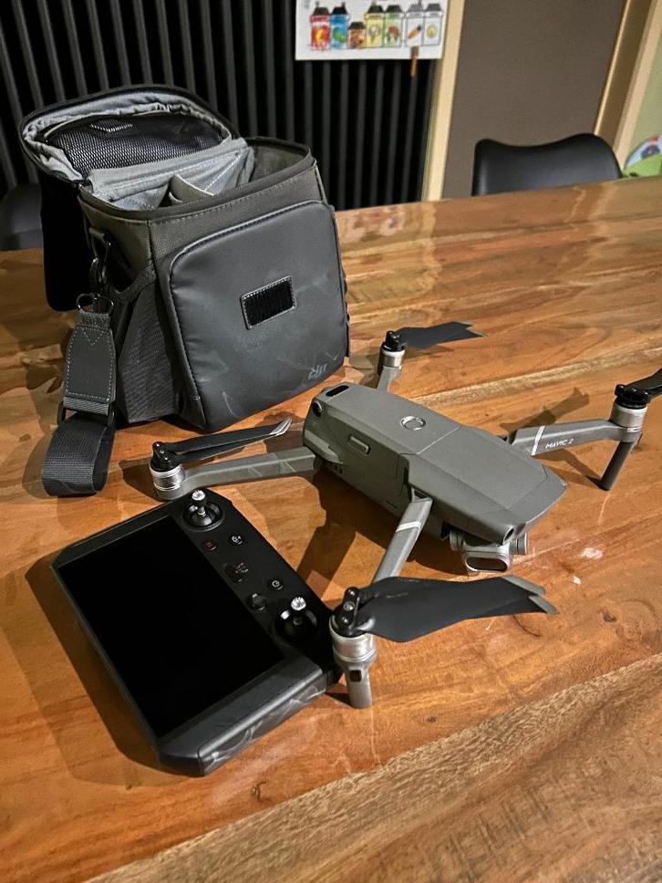 DJI Mavic pro 2 + controller, Audio, Tv en Foto, Drones, Gebruikt, Professionele drone, Topkwaliteit, DJI, 900 gram tot 4 kilo