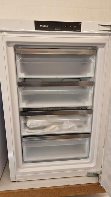 Miele FNS 7140 E beschikbaar voor biedingen