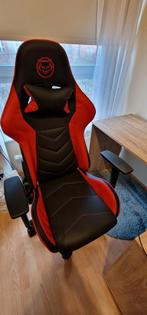 Gaming stoel, Huis en Inrichting, Bureaustoelen, Ophalen, Zo goed als nieuw, Rood