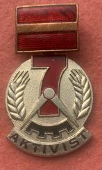 DDR medaille 7 Jaar Aktivist, Verzamelen, Militaria | Algemeen, Embleem of Badge, Ophalen of Verzenden, Landmacht