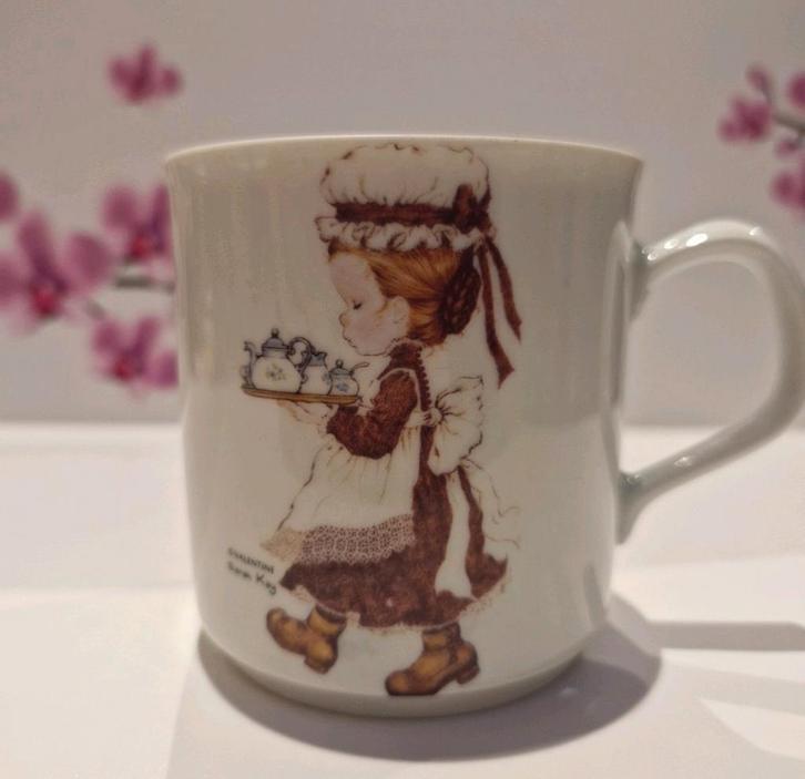 ❤️ Tasse Sarah Kay, Maison & Meubles, Cuisine | Vaisselle, Enlèvement ou Envoi
