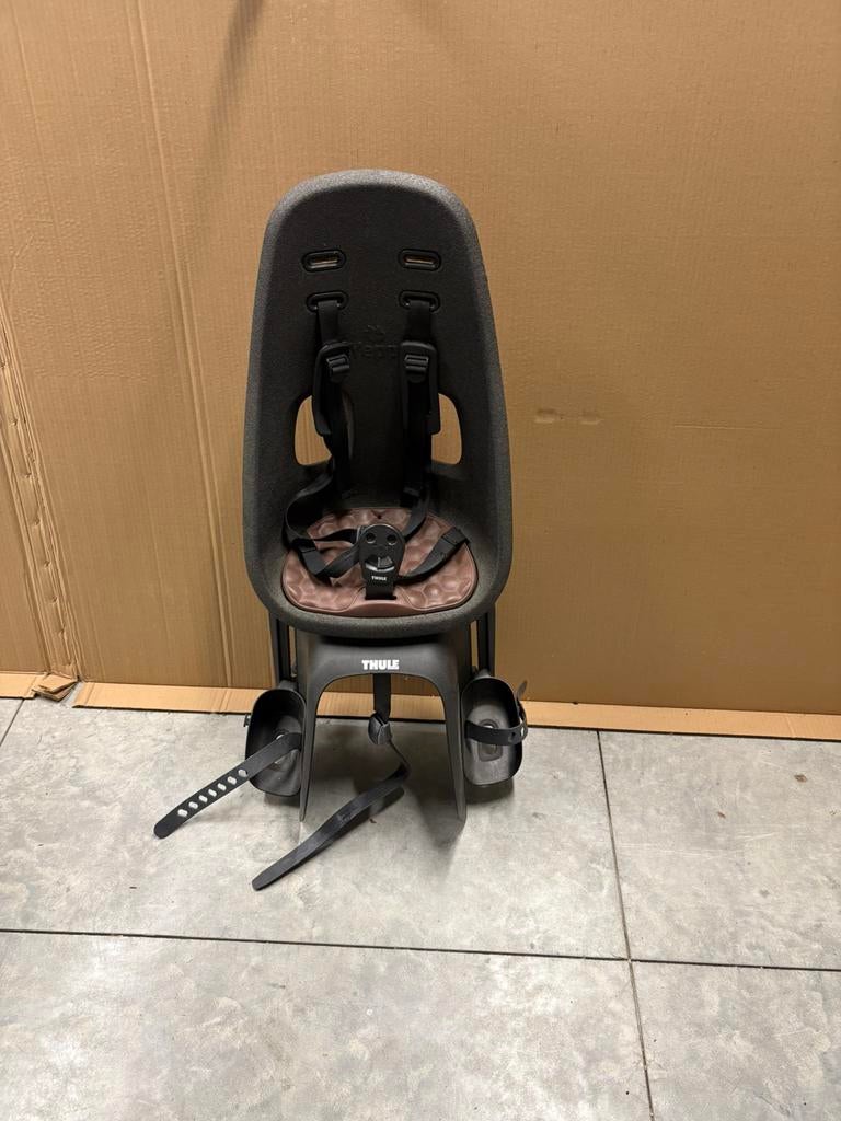 Fietsstoel Thule bruin, Ophalen, Achterzitje, Voetsteuntjes, 0 t/m 18 kg