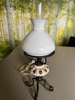 Drie oude antieke lampen, Ophalen