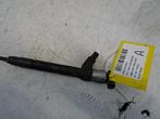 INJECTEUR Opel Astra J (PC6 / PD6 / PE6 / PF6) (11R12615), Utilisé, Opel