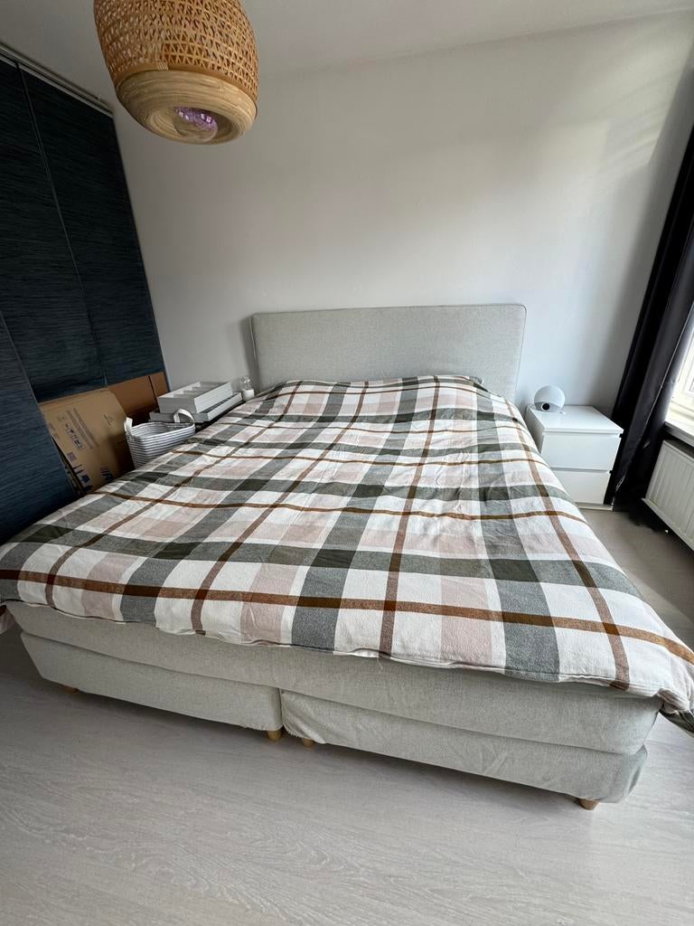 Bed ikea, Ophalen, Grijs, 180 cm, 200 cm